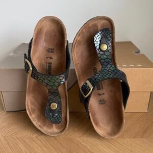 Birkenstock Birko Flor Gizeh Multicolor Snake Print Thong Sandal Girls - SZ 34